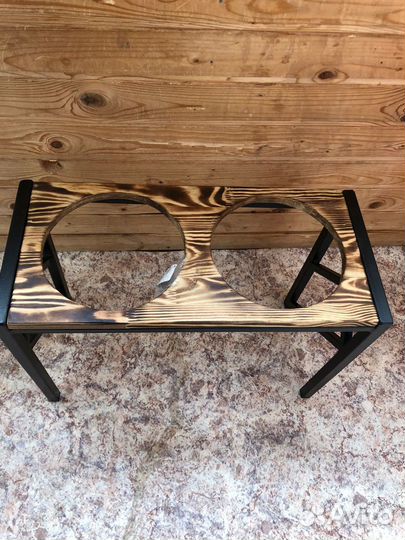 Подставка под миски