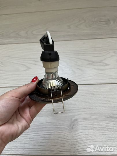 Светильник точкчный настраеыаемый