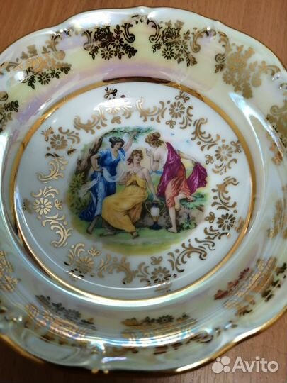 Блюдо и 2 салатника