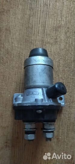 Кнопка массы камаз новая