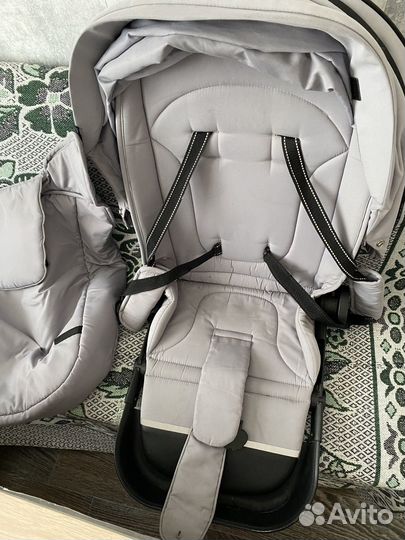 Сиденье от коляски / кресло для машины детское