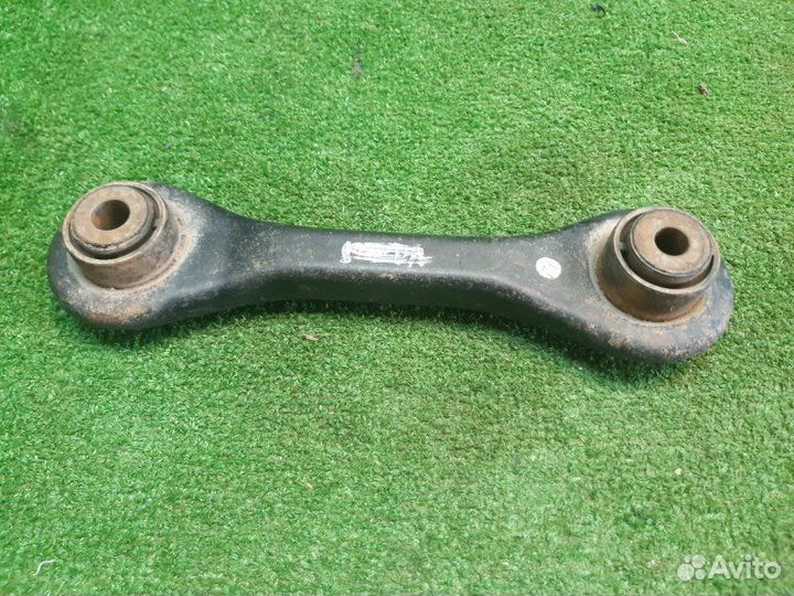 Рычаг поперечный задний Mazda 3 2003-2006