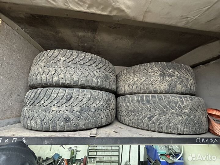 Колеса зимние r17 Bridgestone в сборе