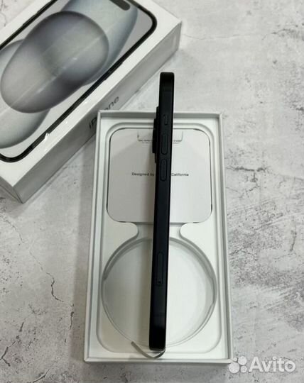 iPhone 15, 256 ГБ