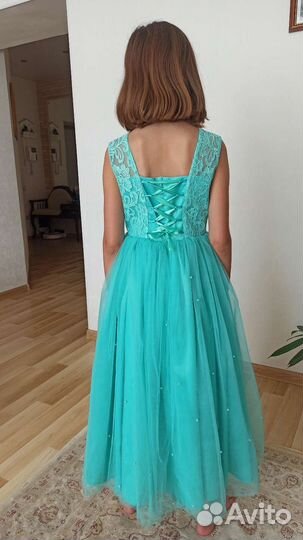 Платье нарядное длинное для девочки 140 146