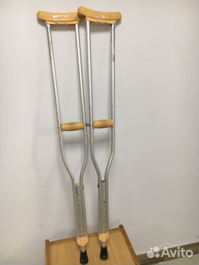Костыли подмышечные