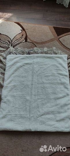 Одеяло с вышивкой на выписку