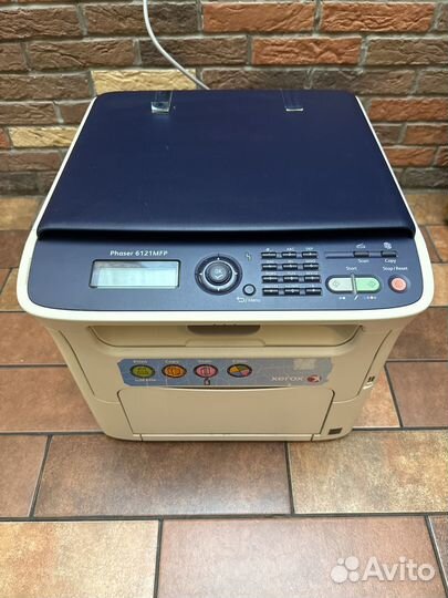 Принтер Xerox Phaser 6121MFP