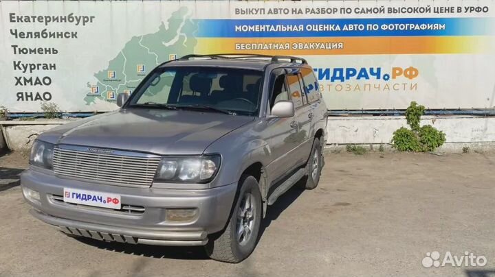 Реле стеклоочистителей Toyota Land Cruiser (J100)