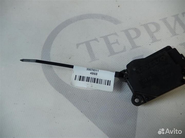 Моторчик заслонки печки volvo V70 XC 2004-2007