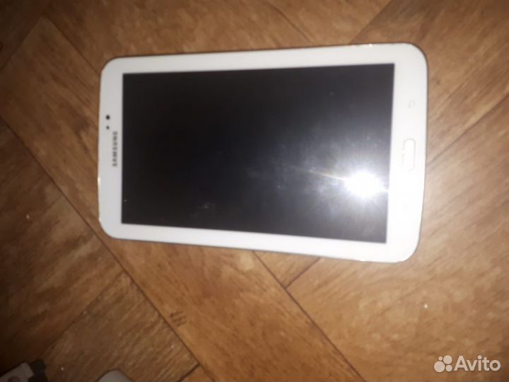 Планшет Samsung Sm T210 на запчасти