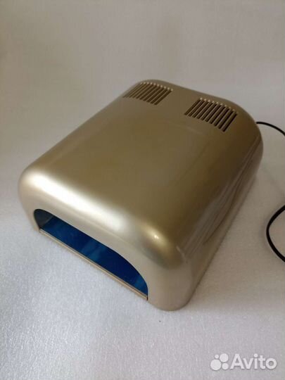 Лампа для ногтей