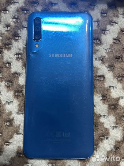 Samsung Galaxy A50, 4/64 ГБ
