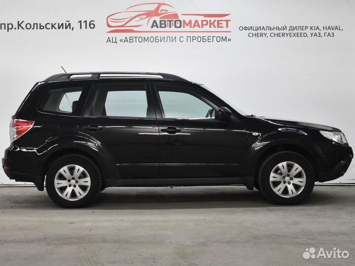 Subaru Forester, 2011