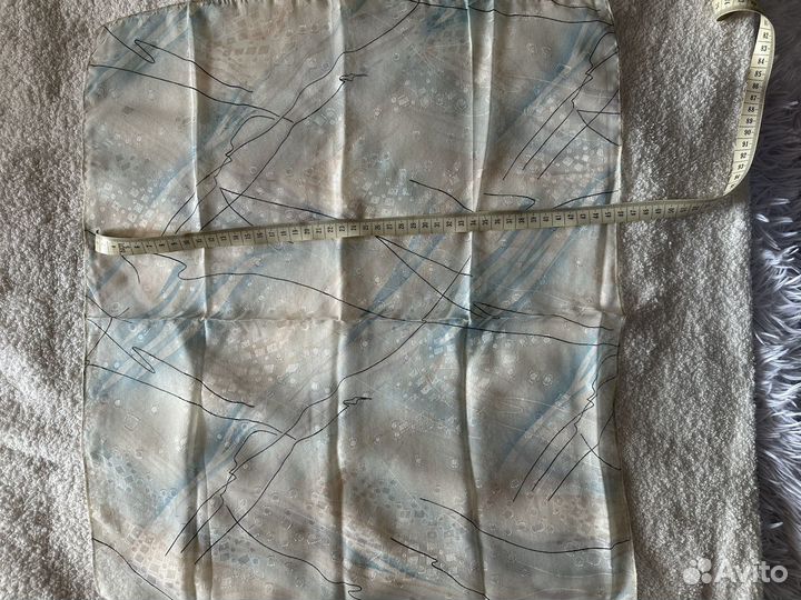 Шелковый платок шейный