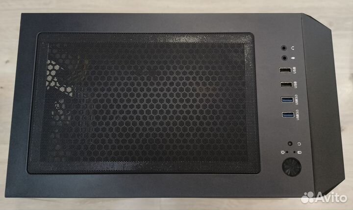 Корпус для пк FSP CMT260 + бп 600w Zalman