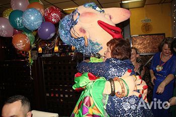 Шоу ростовых кукол, шуточный стриптиз