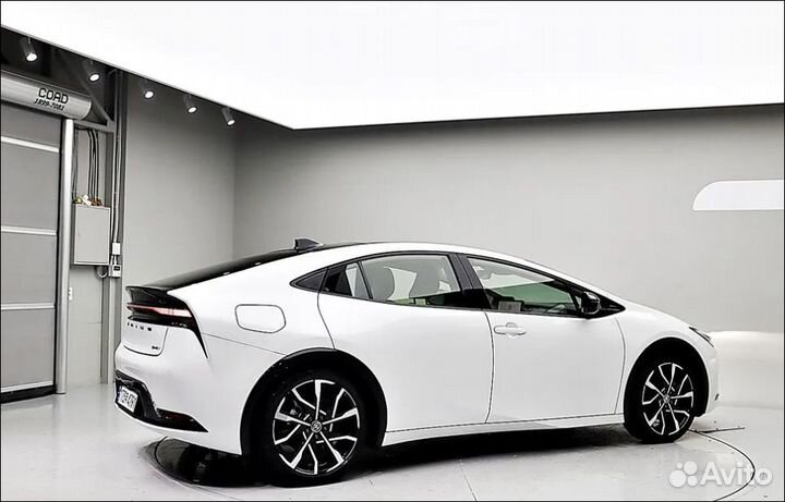 Toyota Prius 2.0 CVT, 2023, 1 250 км