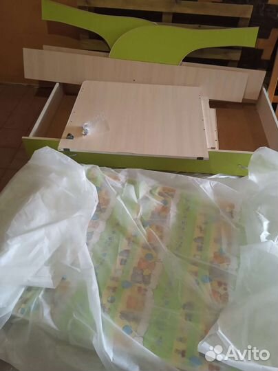 Детская кровать от 3 лет с бортиками