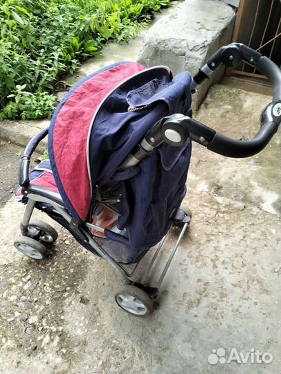 Прогулочная коляска