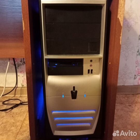 Компьютер