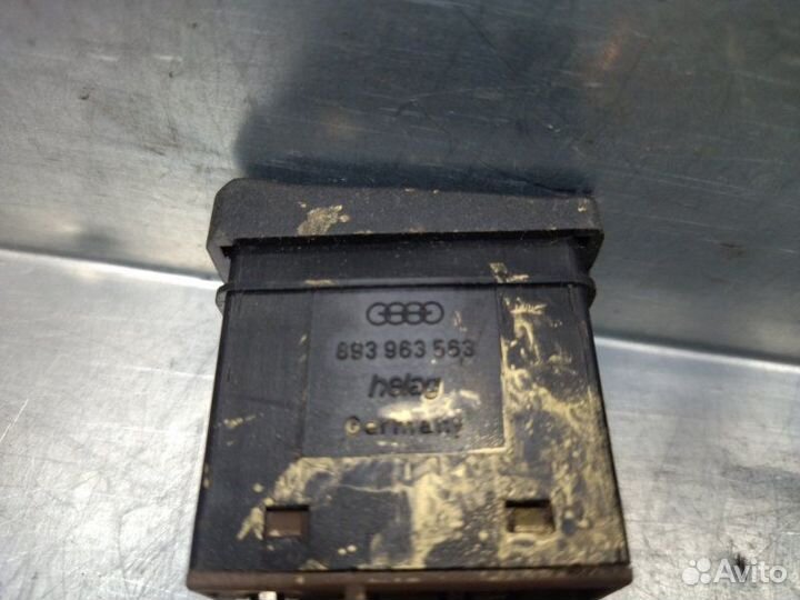 Кнопка обогрева сидений Audi 100 C4 1991-1994