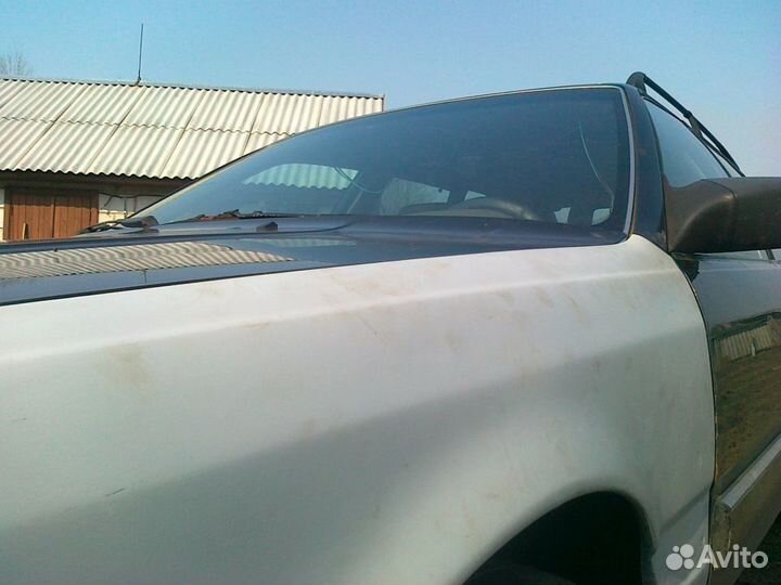 Крылья пластиковые штатные Audi 200 C3