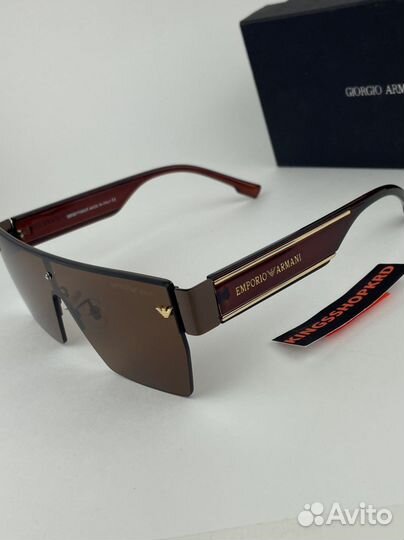 Солнцезащитные очки Armani