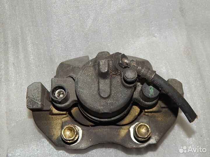 Суппорт передний mazda-3