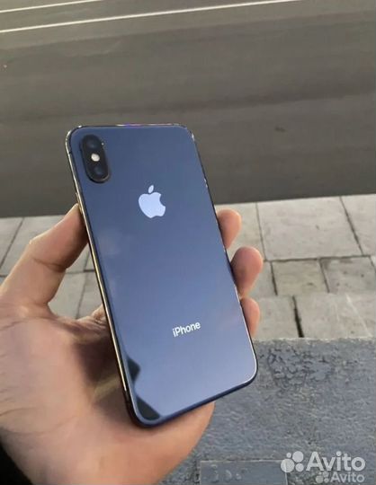 iPhone X, 64 ГБ