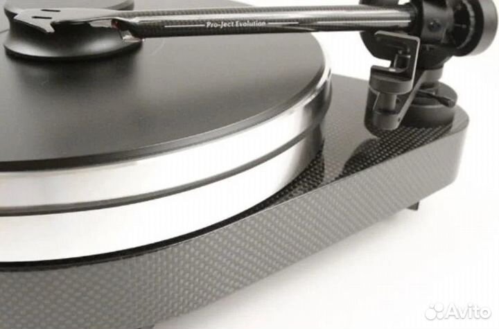 Проигрыватель винила Pro-Ject RPM 9 Carbon