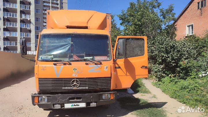 Mercedes-Benz 814, 1991