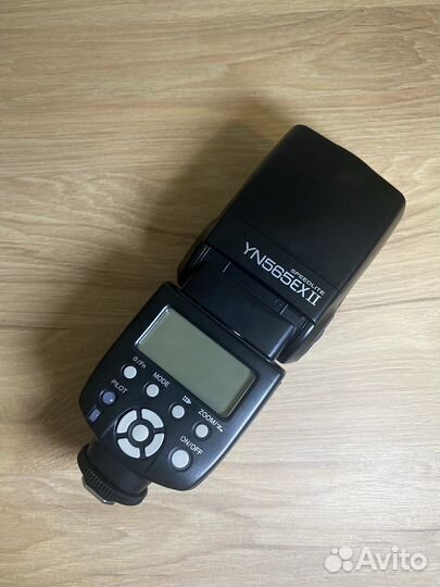 Вспышка yongnuo speedlite YN565exii
