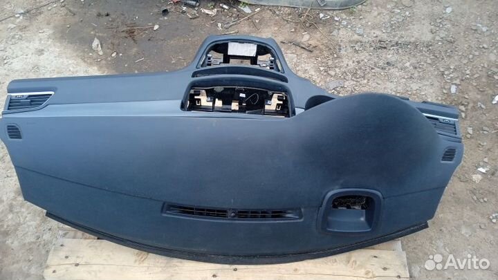 Торпедо Peugeot 508