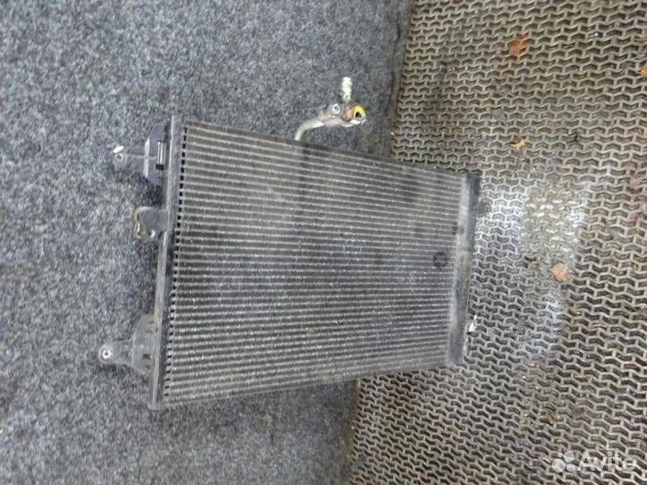 Радиатор кондиционера Volkswagen Sharan рест. 2002