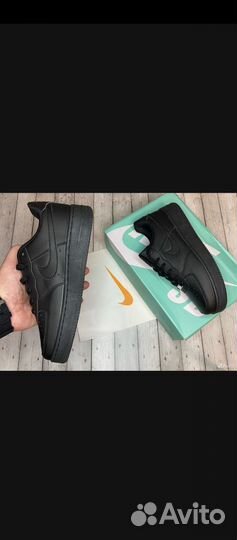 Кроссовки Nike