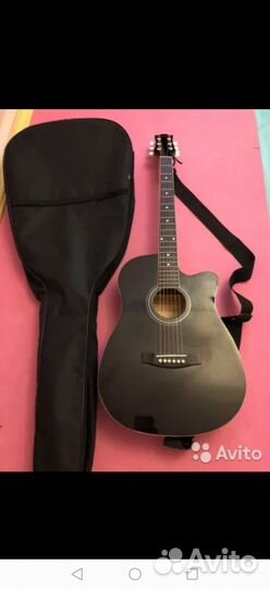 Акустическая гитара с чехлом