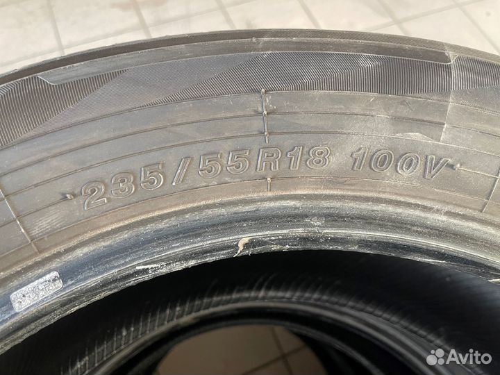 Yokohama BluEarth AE50 235/55 R18