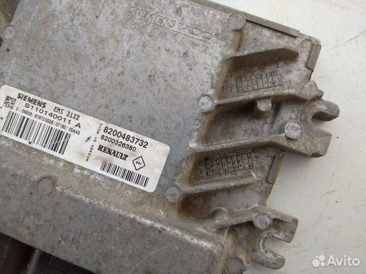 Блок управления двигателем Рено Логан 1.4 k7j