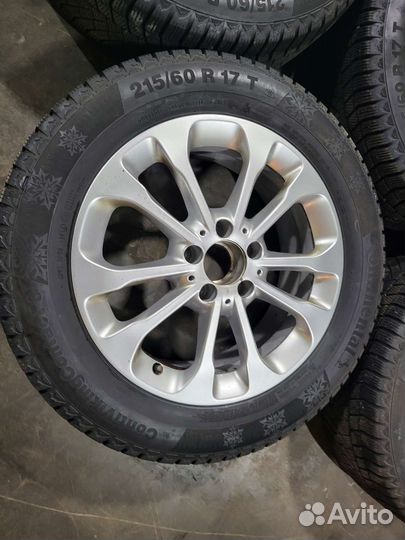 Комплект колес R17 Mercedes GLA оригинал зима