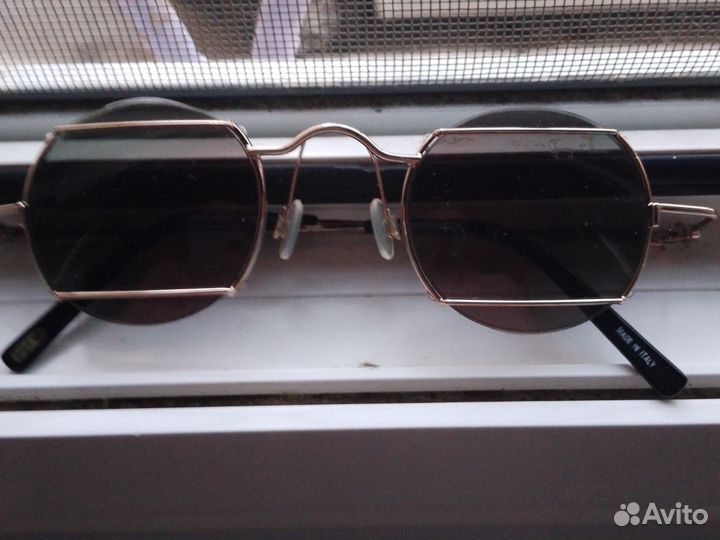 Солнцезащитные очки