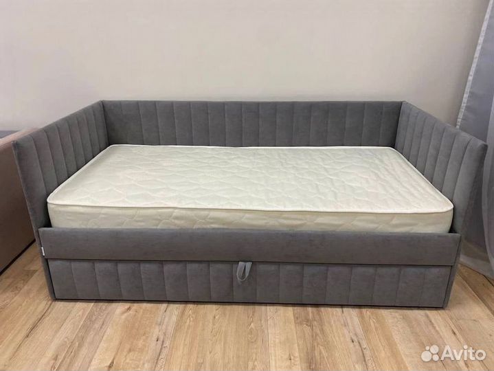 Детская мягкая кровать