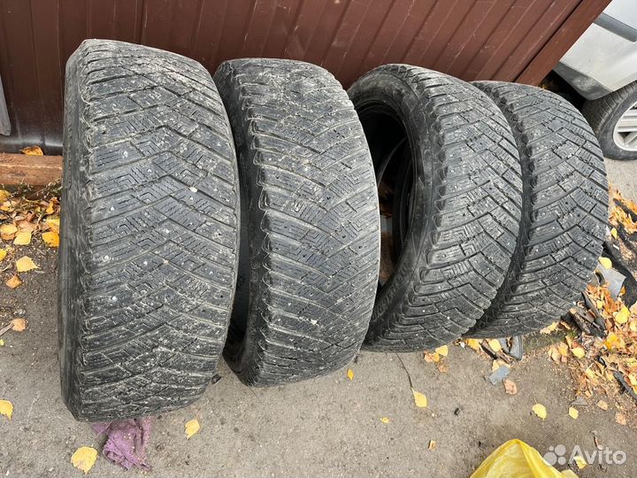 Goodyear UltraGrip Arctic 2 SUV 235/55 R19