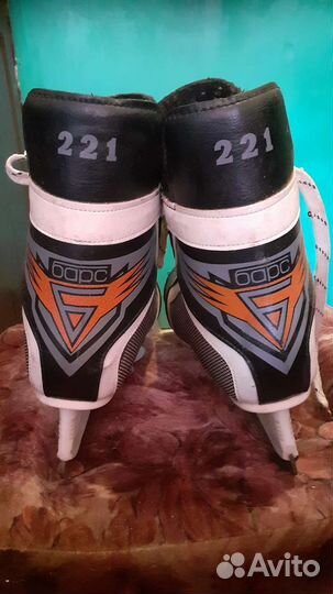 Коньки хоккейные 45 размер