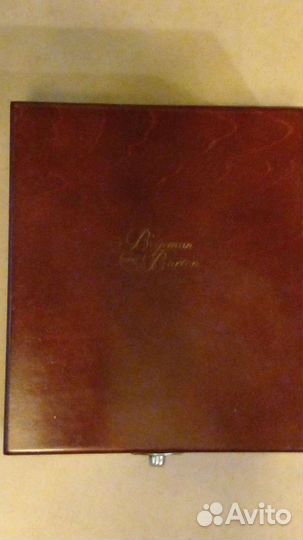 Деревянная подарочная коробка из под чая