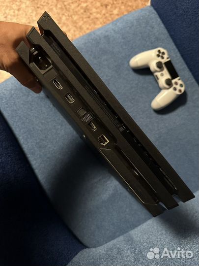 Sony playstation PS4 Pro 1TB