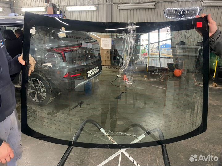 Лобовое стекло BMW E46 (бмв Е46)