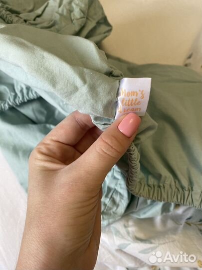 Простынь на резинке в детскую кровать