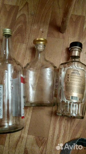 Стеклянные банки бутыли разные