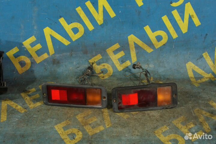 Задний фонарь в бампер Mitsubishi Pajero 2